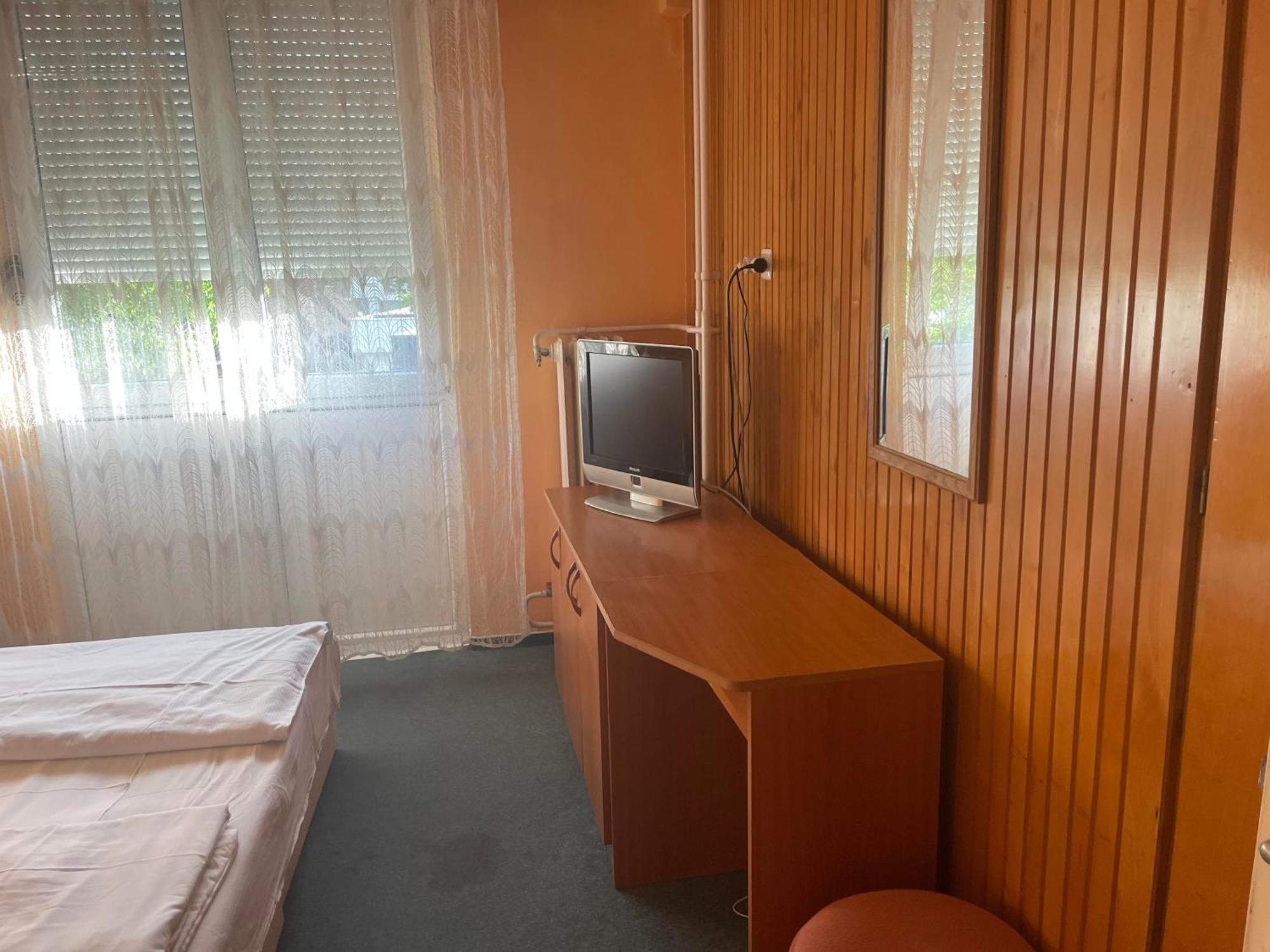 Tifani Szallo Hotel บาลาตอนแลลเล ภายนอก รูปภาพ